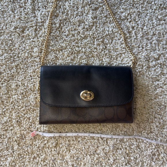 Coach Wallet - Picture 2 of 6